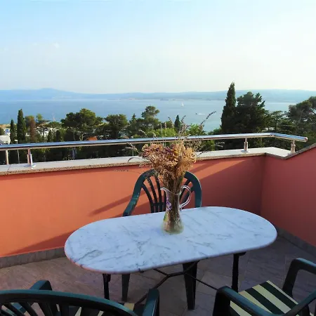 Apartment Apartmani Crikvenica 30101 - Pepa *